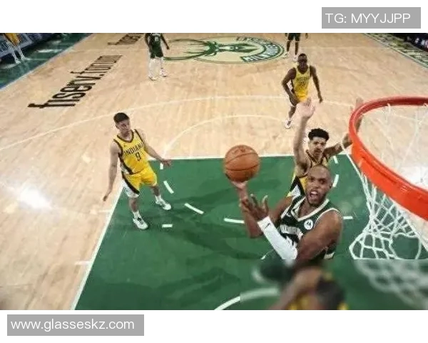 猛龙与雄鹿首节对决精彩纷呈双方火力全开争夺领先优势