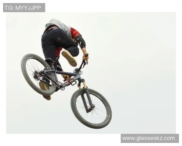 成都极限运动队战术分析与盯防打法的深度解读与探讨